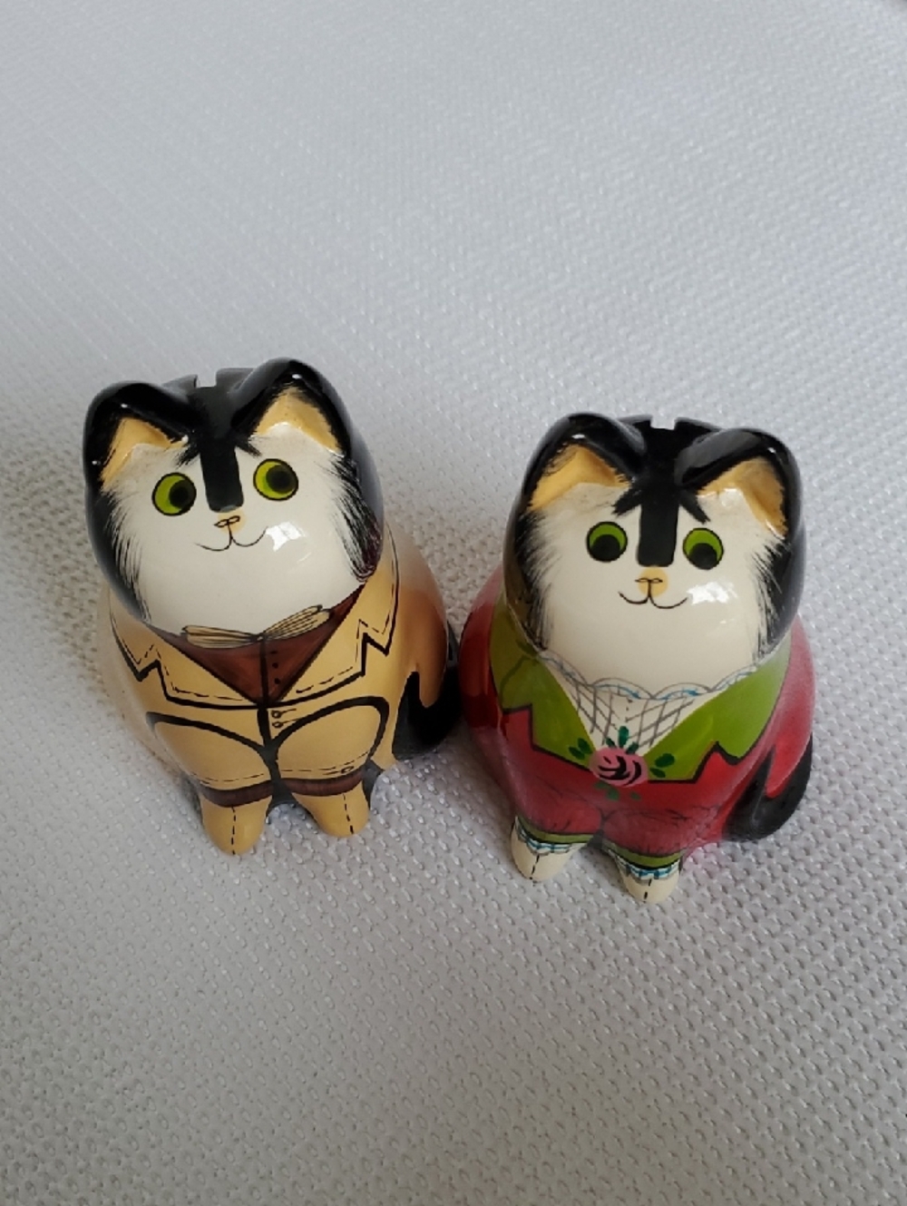 Hand-Painted Cat in Suit Piggy Banks 4" - Set of 2